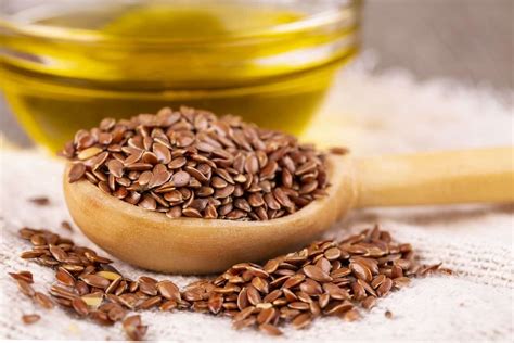 Linseed Oil: Un Tesoro Secolare per Industria e Arte!