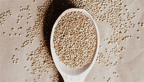 Quinoa: Un antico cereale per la moderna alimentazione vegetariana e senza glutine!