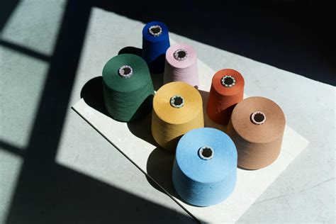  Woolfibers: Materiali Tessili Innovativi per la Produzione di Abiti Futuristici!